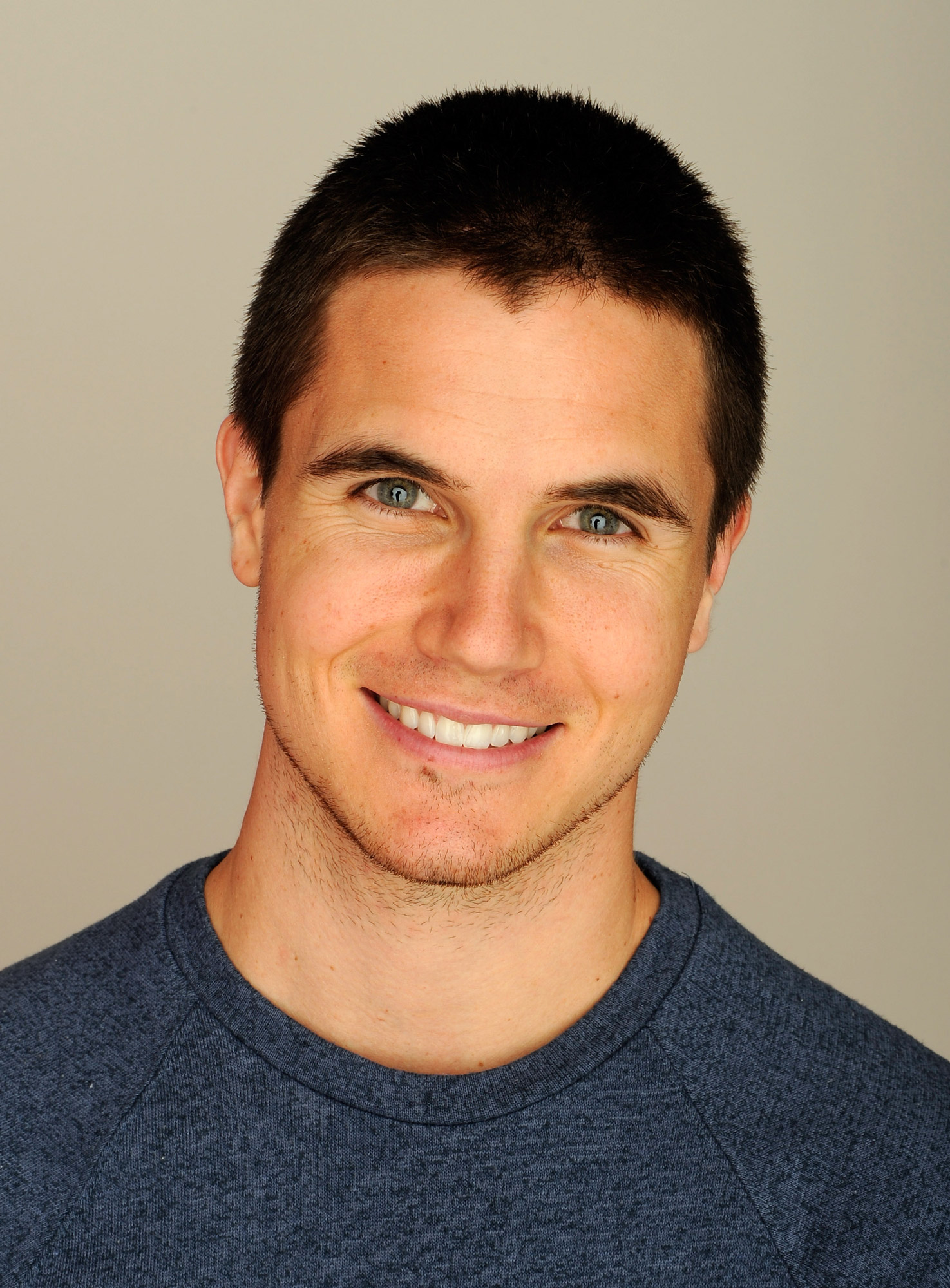 Communication on this topic: Robbie Amell, robbie-amell/ Forum on this topic: Kieren van den Blink, robbie-amell/